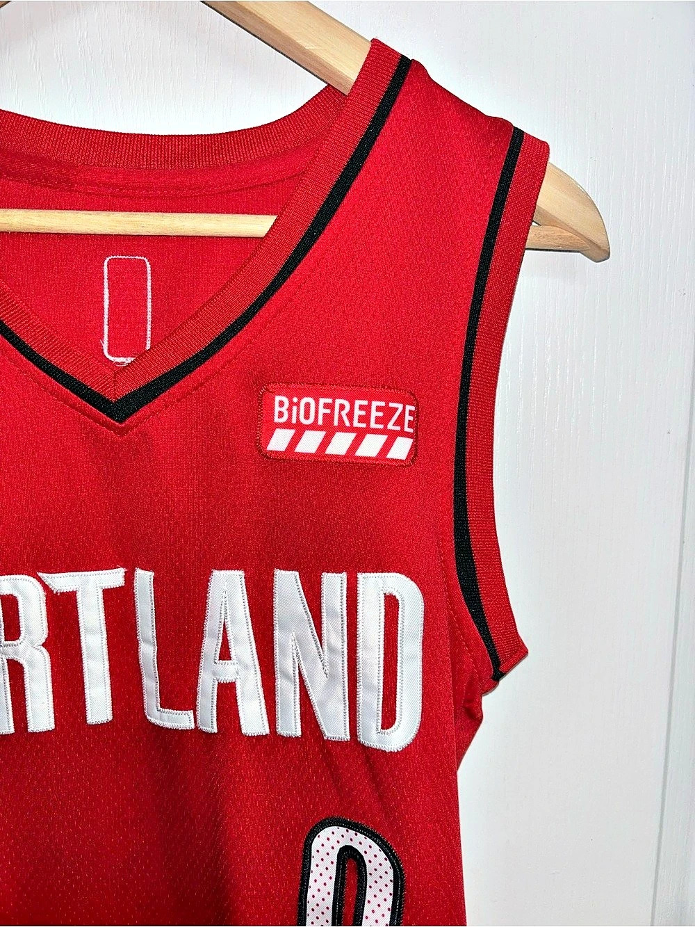 Damian Lillard Portland Trail Blazers Nike Youth Small S 8 Jersey Biofreeze Red - Picture 5 of 7